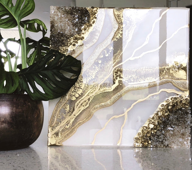 WHITE AND GOLD RESIN GEODE CRYSTAL WALL ART - LUXURY GOLD PIGMENT - HIGH END STATEMENT ART 