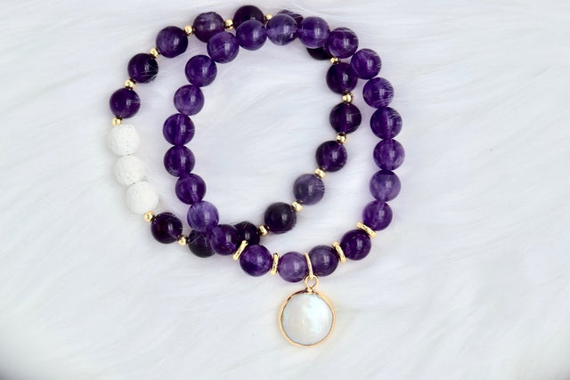 Amethyst bracelets with a pearl drop and essential oil